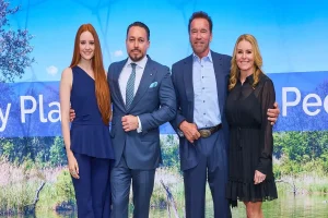 Arnold Schwarzenegger, Barbara Meier, Heather Milligan