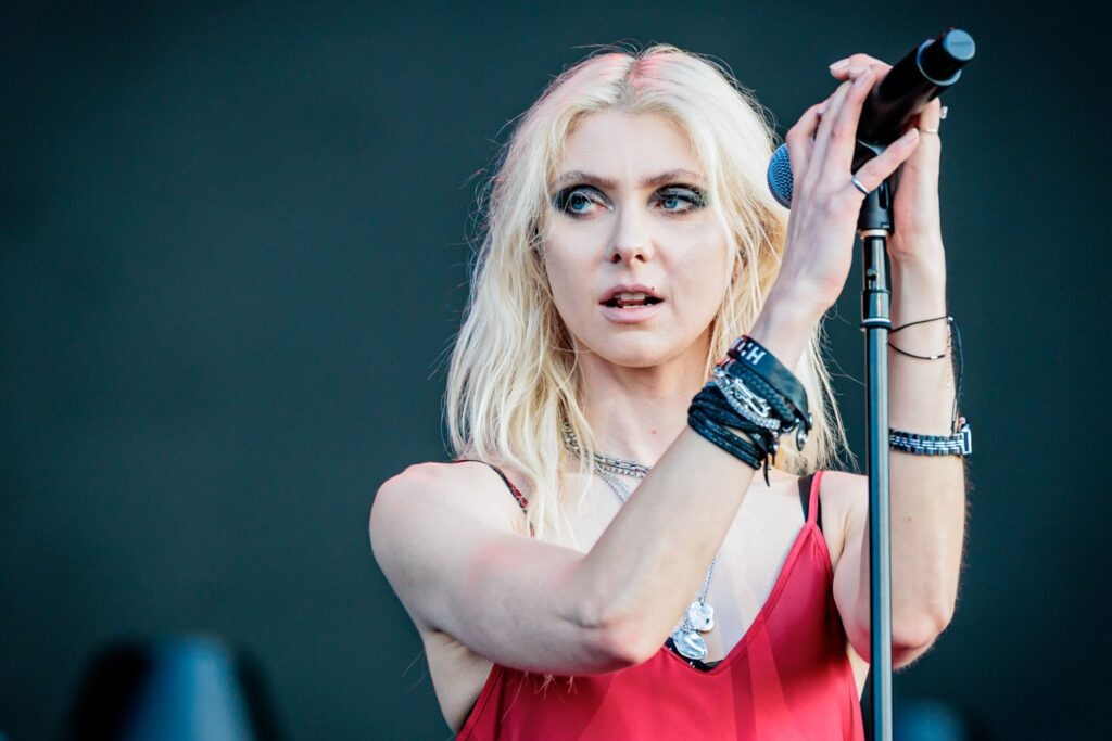Colette Momsen