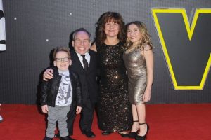 Samantha Davis A Complete Look At Her Life And Career