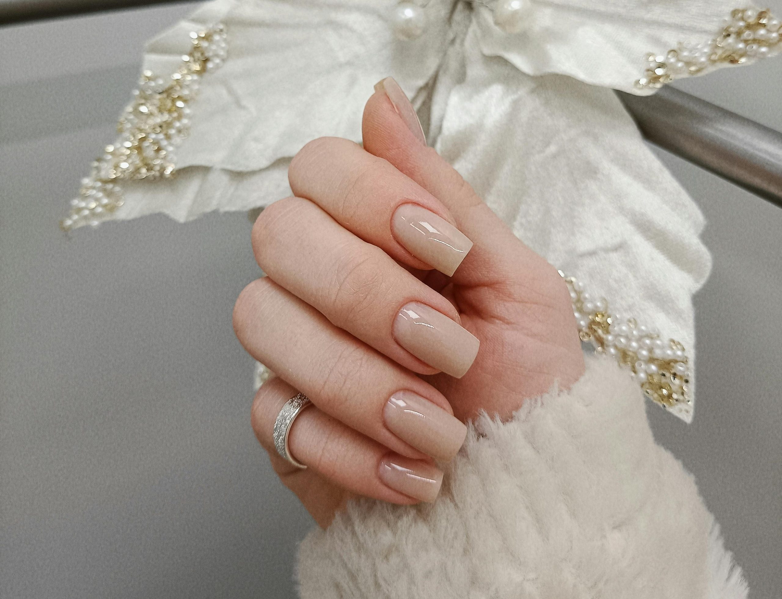 Winter White Nails