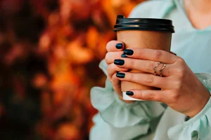 Winter Nails Trend for People Who Hate Salon Appointments