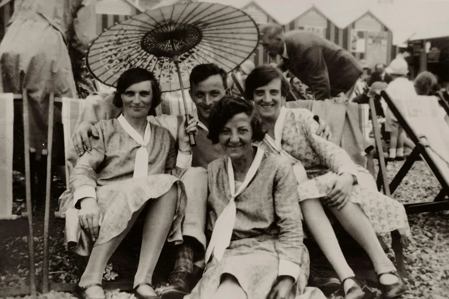 1930s Fashion Women