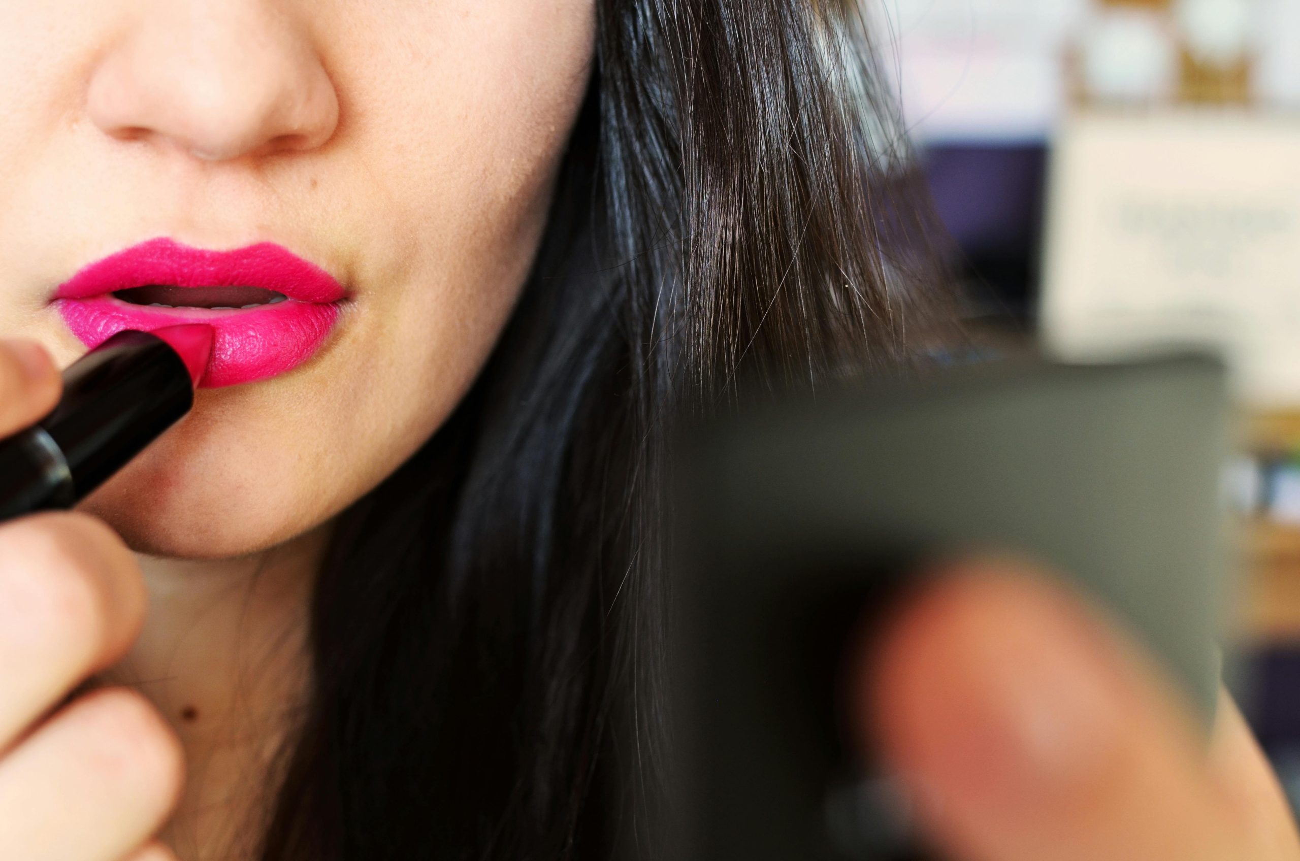 How to Wear Pink Lipstick