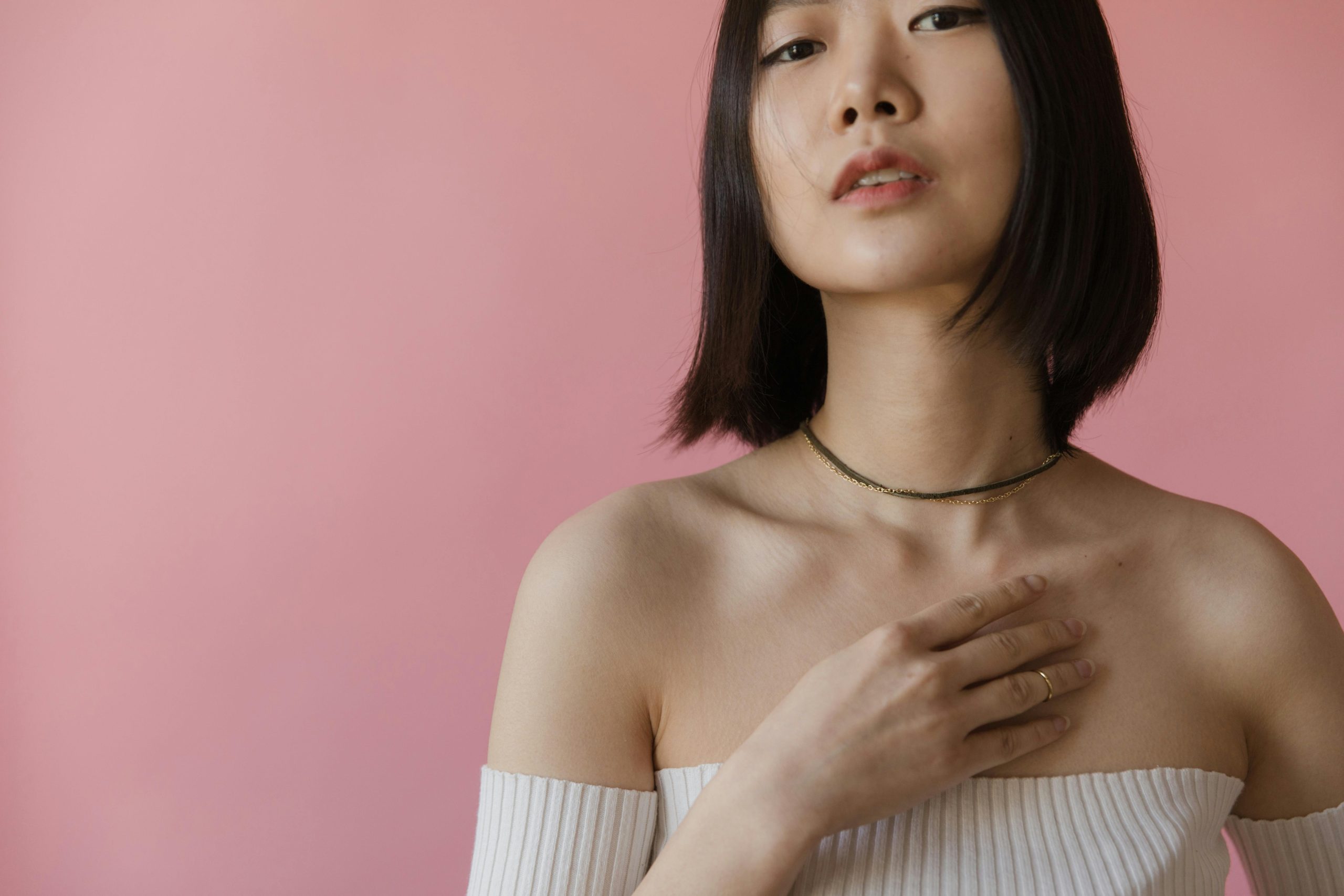 Image Source: <a href="https://www.pexels.com/photo/photo-of-woman-in-white-off-shoulder-top-8182261/" target="_blank" rel="nofollow noopener noreferrer">Pexels</a>
