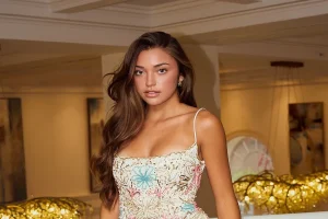 Presley Elise Age And The Evoloution From Cheer Mats To Global Branding